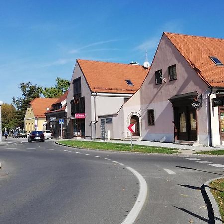 Apartman Florijan Apartamento Varaždin Exterior foto
